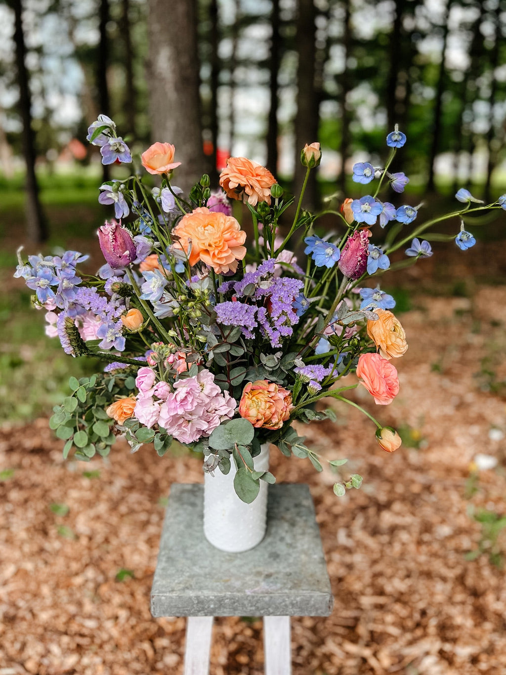 IN LOVING MEMORY 🌸💙💛 — Fresh Flower Vase Tribute | For Moms, Dads & All Beloveds | ESTHER-A-ROSE