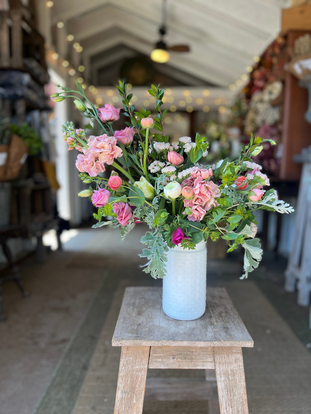 IN LOVING MEMORY 🌸💙💛 — Fresh Flower Vase Tribute | For Moms, Dads & All Beloveds | ESTHER-A-ROSE
