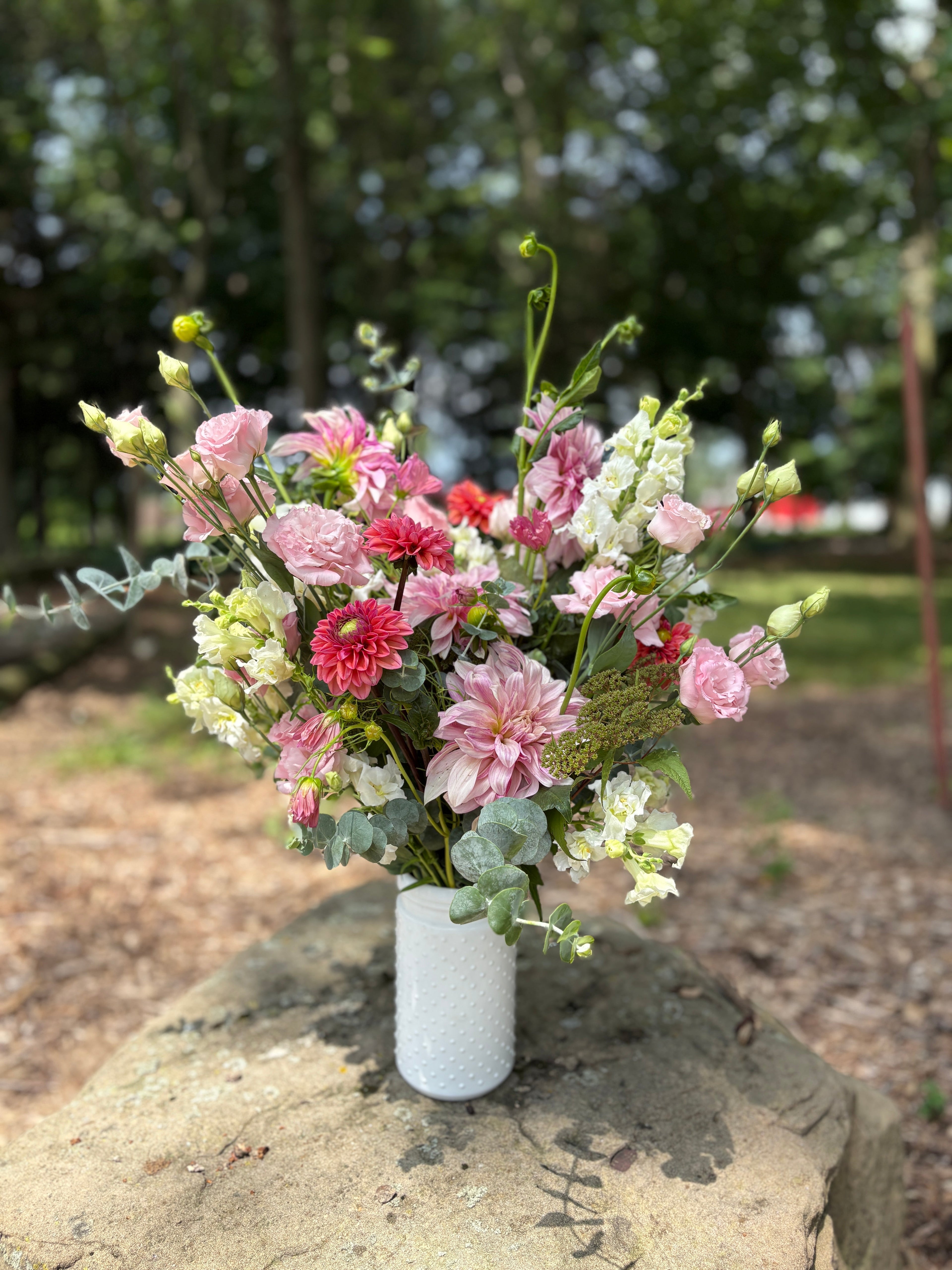 IN LOVING MEMORY 🌸💙💛 — Fresh Flower Vase Tribute | For Moms, Dads & All Beloveds | ESTHER-A-ROSE